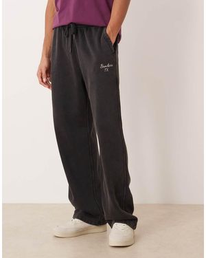 Abercrombie & Fitch Essential Open Hem Baggy Graphic Joggers - Black