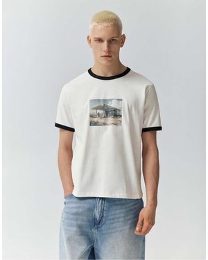 Pull&Bear Short Sleeve T-shirt With Graphic Detail - White