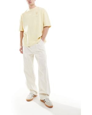 Bershka Loose Fit Jeans - White