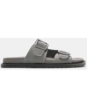Pull&Bear Leather Buckle Sandals - White