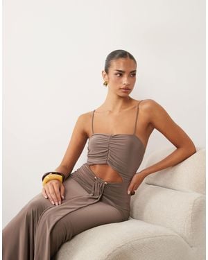 ASOS – anschmiegsames, gerafftes maxikleid - Natur
