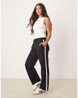 New Look Side Stripe Pintuck Joggers - White