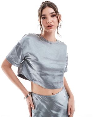 4th & Reckless Cropped Satin T-shirt Co-ord - Grey