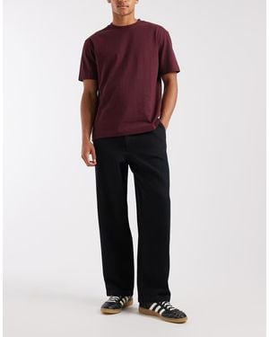 ASOS Losse Rechte Jeans Met Visgraatmotief - Rood