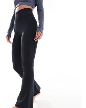 4505 Petite Icon High Waist Slim Kick Yoga legging - Black