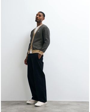 Lacoste Cardigan A Righe Con Scollo A V - Bianco