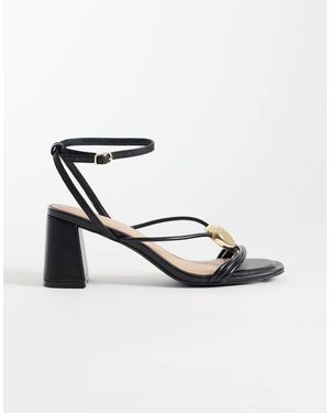 New Look Sandalen Van Imitatieleer Met Meerdere Bandjes En Blokhak - Wit