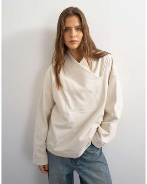 TOPSHOP Sudadera De Cuello Alto Cruzada En Piedra-Neutro