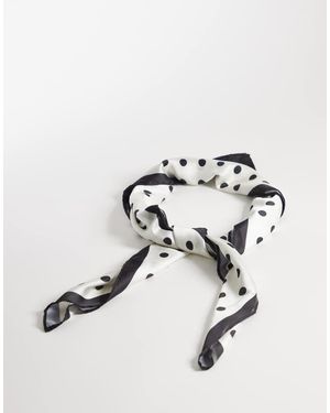 Kaiia Exclusive - Wit