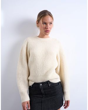 TOPSHOP Knitted Rounded Sleeve Sweater - White
