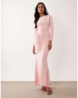 TFNC London Maxi Jurk Van Gladde Stof Met Gerimpeld Detail En Lange Mouwen - Roze