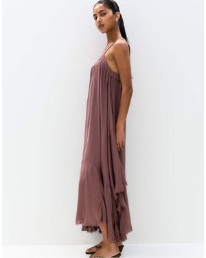 Pull&Bear Vestito Midi Con Fondo Asimmetrico - Marrone