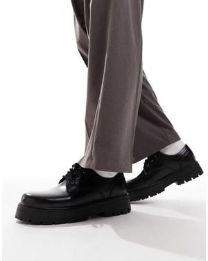 Bershka Scarpe Stringate Nere - Nero