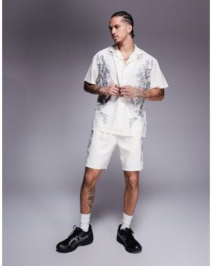 Liquor N Poker Royal Emblem Print Motif Shorts - Grey