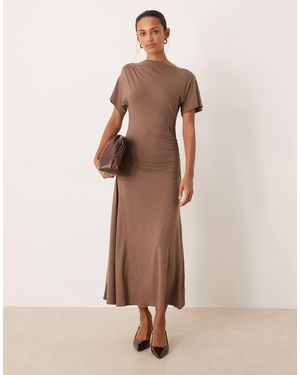 Nobody's Child Niamh Jersey Fallen Shoulder Midi Dress - Natural