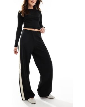 Vero Moda Loose Pull On Pants With Side Stripe - Black