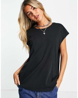 Noisy May Scoop Neck T-shirt - Black