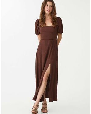 Stradivarius Robe longue texturée tendance folk avec liens croisés dans le dos - Marron