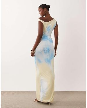 Missy Empire Vestido Maxi Asimétrico De Hombro Único Con Efecto Drapeado Y Estampado Floral En Limón Y Azul-Multi - Blanco