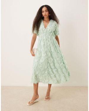 Y.A.S Textured V Neck Midi Dress - Green