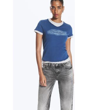 Weekday Baby-t-shirt mit v-ausschnitt im lagen-look und lucky-grafikprint - Blau