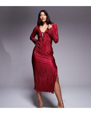 In The Style Exclusive Tie Front Plisse Maxi Dress - Red