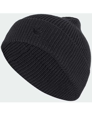 adidas Originals Everyday Icons Beanie With Tonal Metal Trefoil - Blue