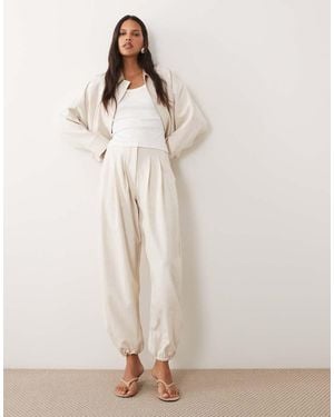 4th & Reckless Getextureerde Co-Ord Set Met Ballonpijpen - Naturel