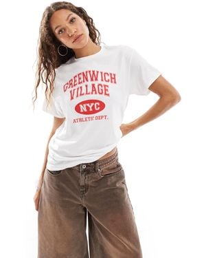 Daisy Street Relaxed T-shirt With Red Greenwich Village Graphic - Pink