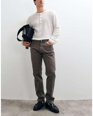 Mango Chino - White