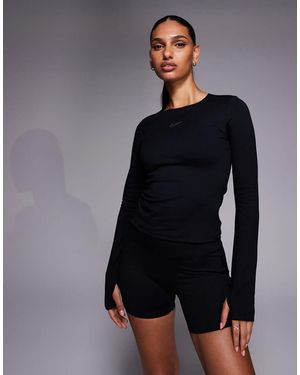 Nike Nike One Training Long Sleeve Fitted Top - Black