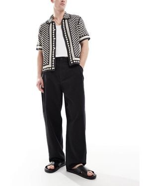 Pull&Bear Crinkle Textured Trousers - Black