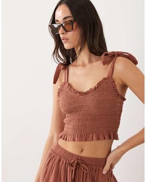 Iisla & Bird Crop Top Met Strikdetail - Bruin