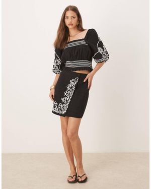 Y.A.S Contrast Cornelli Embroidered Mini Skirt Co-ord - Natural