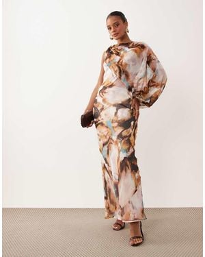 ASOS Vestido Largo Marrón Y Azul Asimétrico De Corte Al Bies Con Estampado Abstracto Y Manga Drapeada - Neutro