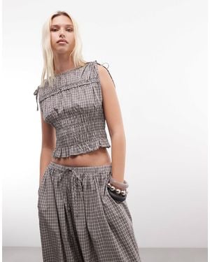 Daisy Street Ruffle Shirred Top - Gray