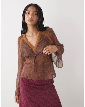 Reclaimed (vintage) Long Sleeve Tea Top With Lace Trim - Red