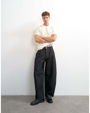 TOPMAN Vaqueros De Corte Barrel Con Pinzas Y Lavado Azul Medio De