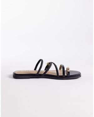 Raid Sandalias Negras Planas Con Detalle De Metal Moon De -Negro - Blanco