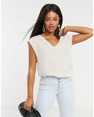 Camiseta hombreras stradivarius hotsell