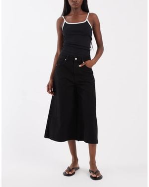 ASOS Vaqueros Capri Negros De Pernera Ancha