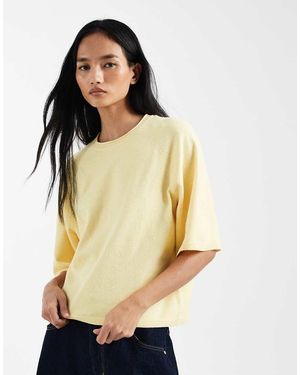 ONLY Top Amarillo Pálido De Manga Corta Y Corte Cuadrado De Punto De