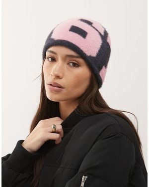 Collusion Number Beanie - Black