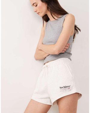 New Balance Trackside French Terry Short - Naturel