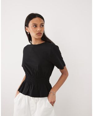 Threadbare Top De Manga Corta Con Sobrefalda De Punto Liso De - Negro