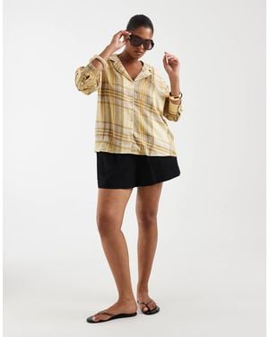ASOS Asos design curve satin-hemd mit reverskragen - Natur