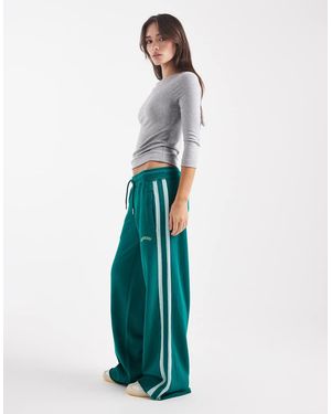 Superdry Athletic Essentials Logo Straight Joggers - Blue