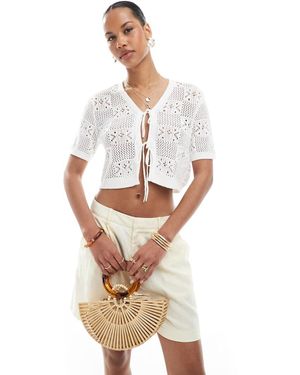 Pieces Floral Checkerboard Crochet Top With Tie Front Detail - White