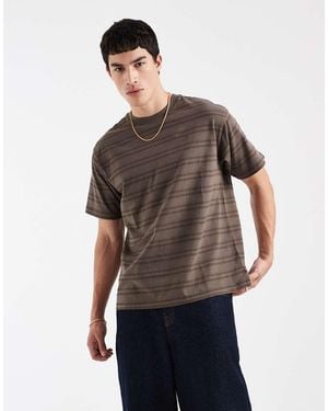 Levi's Grraphic Print T-shirt - Brown
