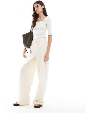 ASOS Tall - pantalon droit habillé coupe décontractée - crème - Blanc